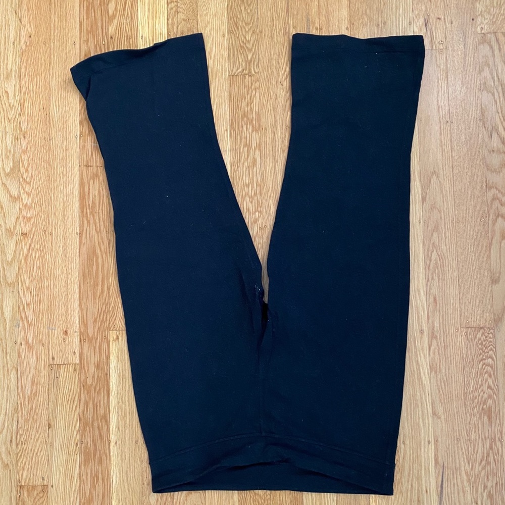 Black Lululemon leggings